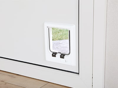 Kattelemme med magnet