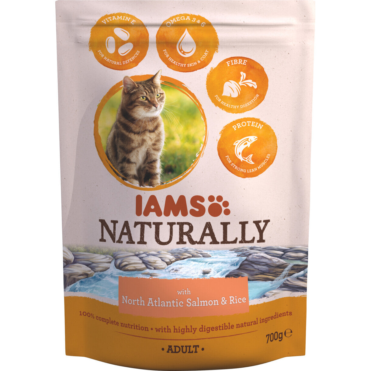 Iams kattefoder Naturally med laks til voksne katte fra 1 til 6 år