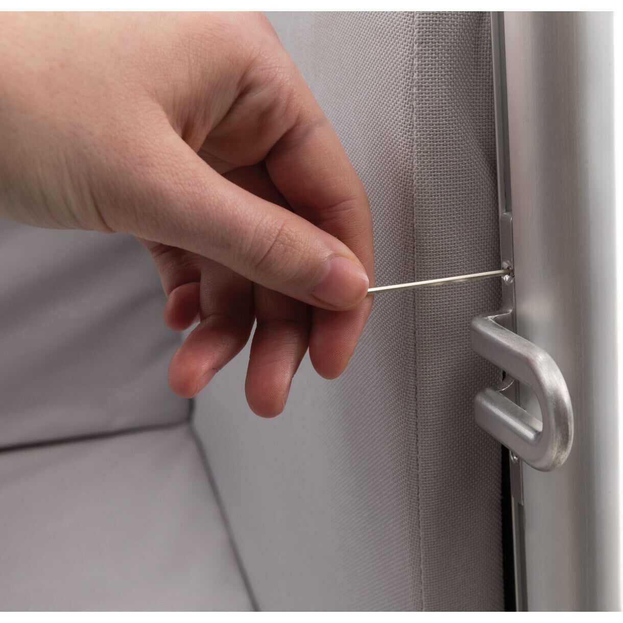 Trixie beslag til hængelås til hunde transportbur - mål 5 x 8 x 2 cm - sølv